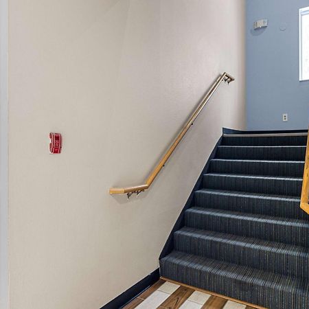 Super 8 By Wyndham Pittsburgh/Monroeville Ngoại thất bức ảnh