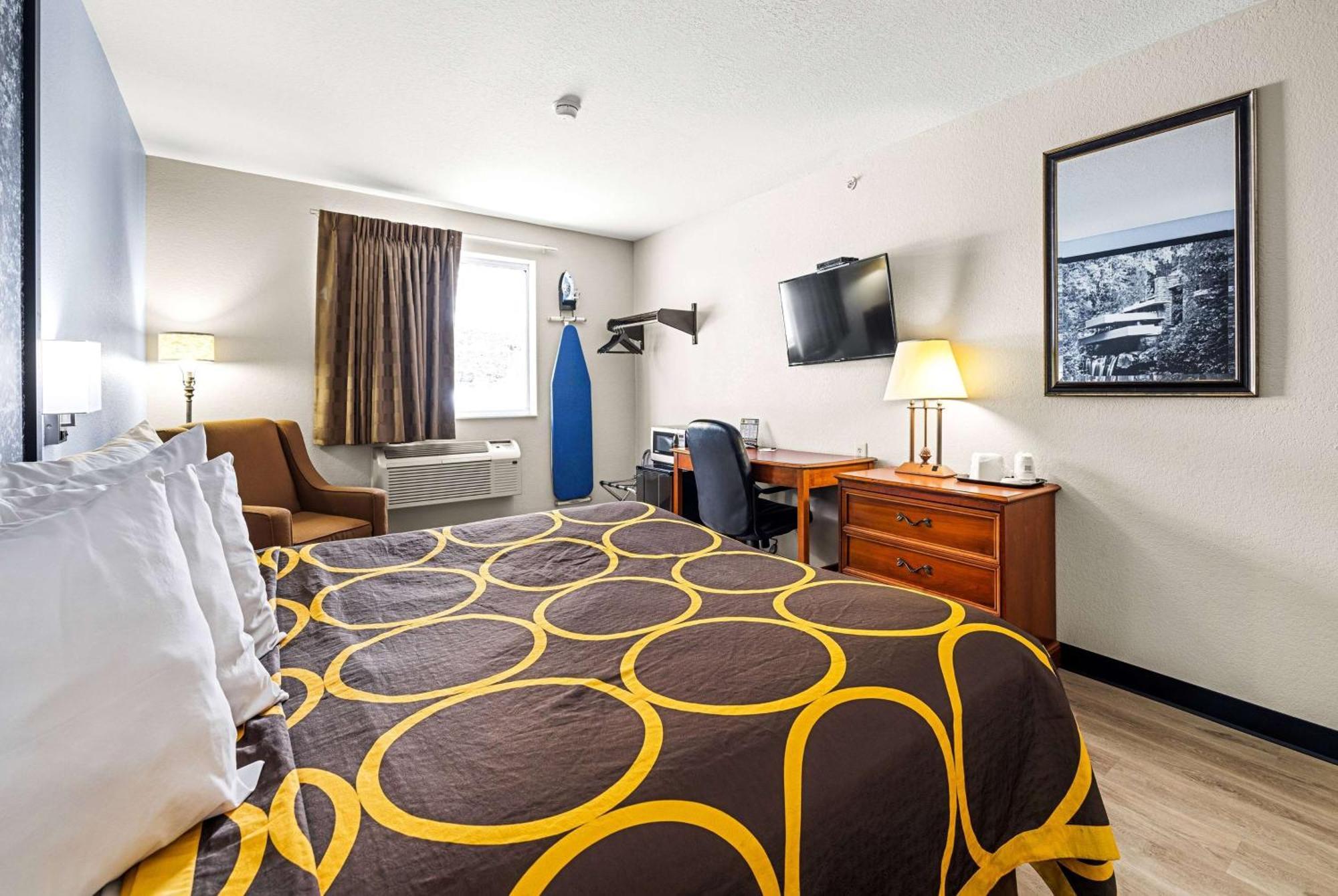 Super 8 By Wyndham Pittsburgh/Monroeville Ngoại thất bức ảnh