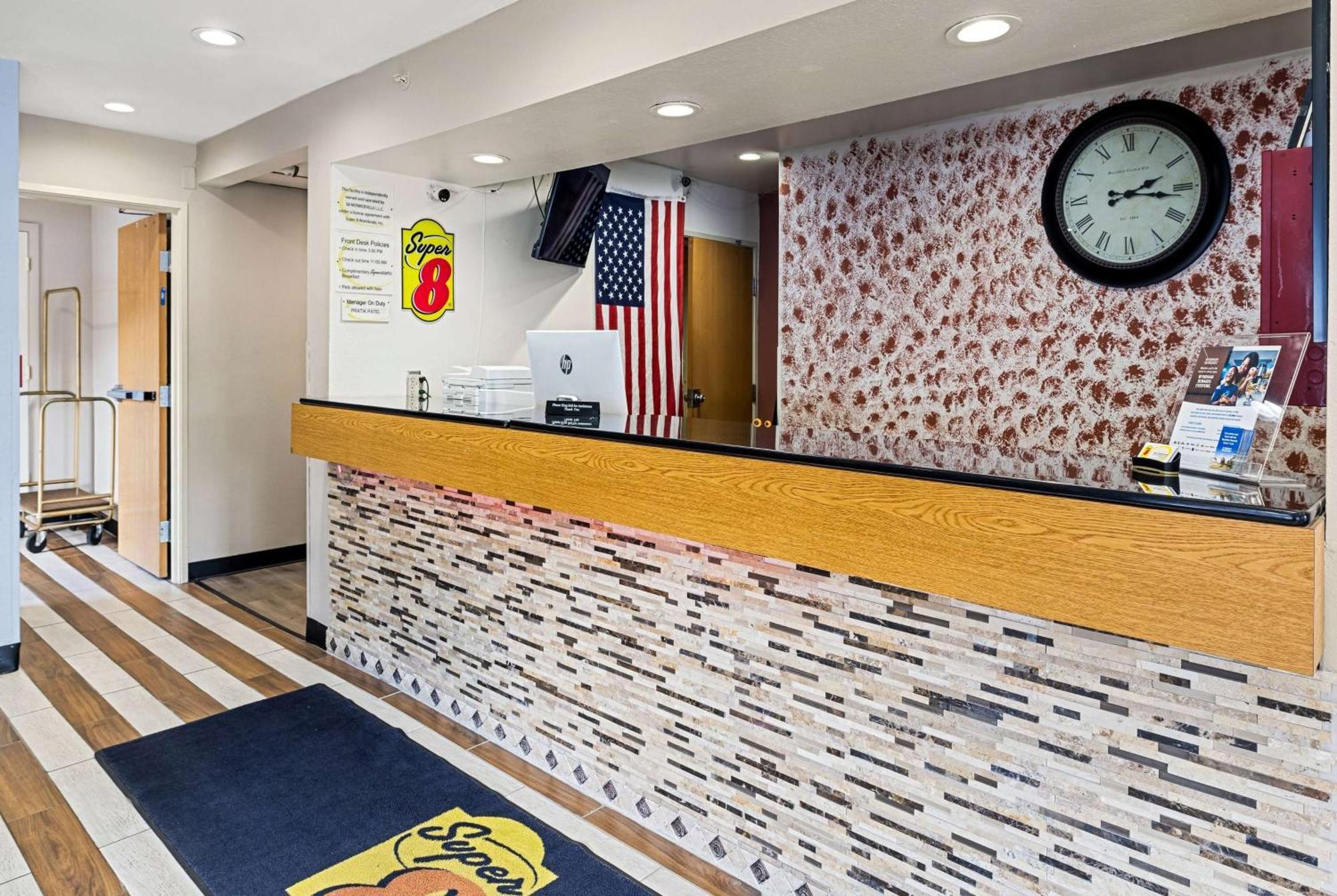 Super 8 By Wyndham Pittsburgh/Monroeville Ngoại thất bức ảnh